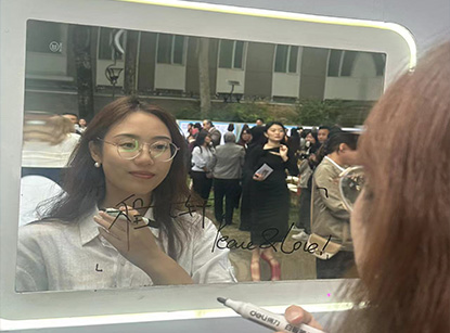 联合国两台镜面签